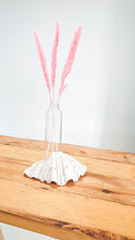 Load image into Gallery viewer, Natural pampas grass stem thin- pink