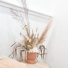 Load image into Gallery viewer, Wild boho dried floral arrangement- drift.