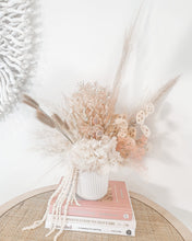 Load image into Gallery viewer, Full pampas and dried floral arrangement- Girly luxe