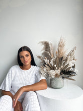 Load image into Gallery viewer, Mystical Mumma coastal dried flowers- valentines