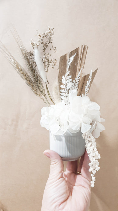 All wonderfully white dried arrangement