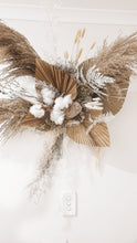 Load image into Gallery viewer, Dry palms and pampas wall floral feature instillation- lakes
