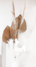 Load image into Gallery viewer, off-white skinny pampas grass stems 1.5 M tall- Jemini
