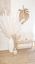 Load image into Gallery viewer, 1.2M tall cream/white blend natural pampas- Jenna

