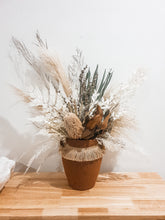 Load image into Gallery viewer, Space comet vase and native dried floral arrangement in rust burnt colours/
