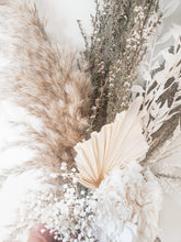 Load image into Gallery viewer, Wide and whispy dried florals- flying bunch
