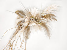Load image into Gallery viewer, Natural and native dried floral arrangement- Port.

