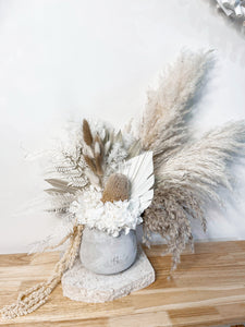 Beachy fluffy floral dried potted arrangement- White-home bunch.